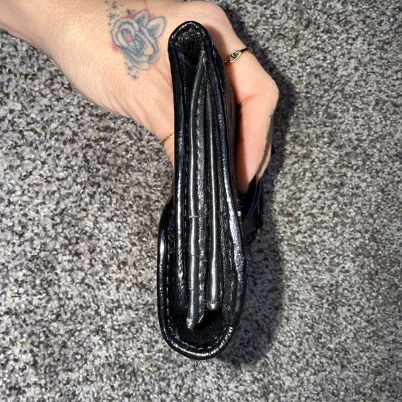 Coach black fold over snap wallet - Picture 5 of 12